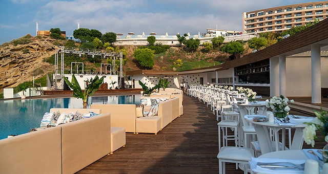 MIA BEACH CLUB