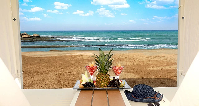 MIA BEACH CLUB
