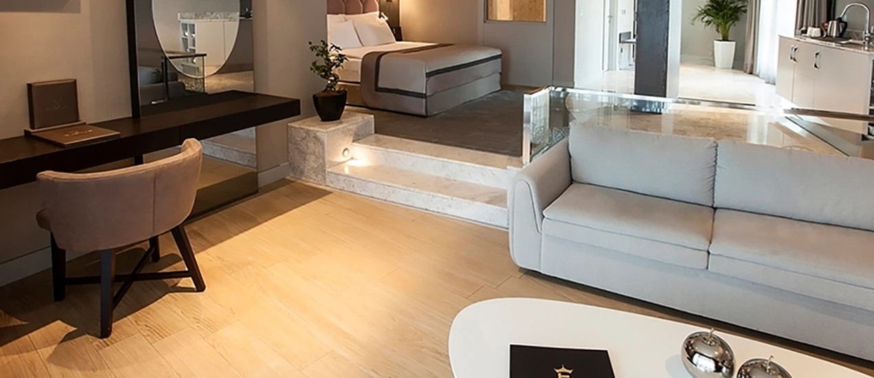 Elexus Hotel