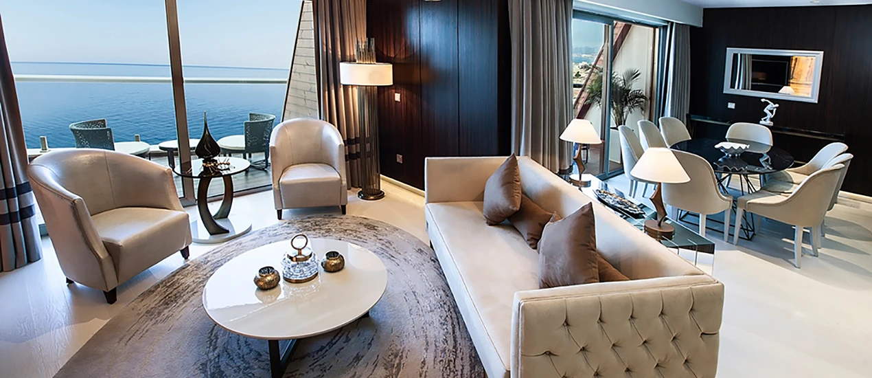 Elexus Hotel