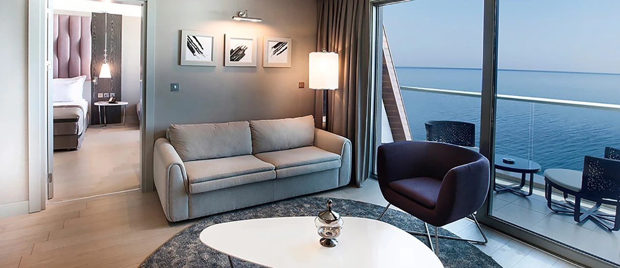 Elexus Hotel
